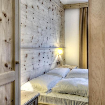Family&Wellness Residence Ciasa Antersies San Cassiano  Exterior foto