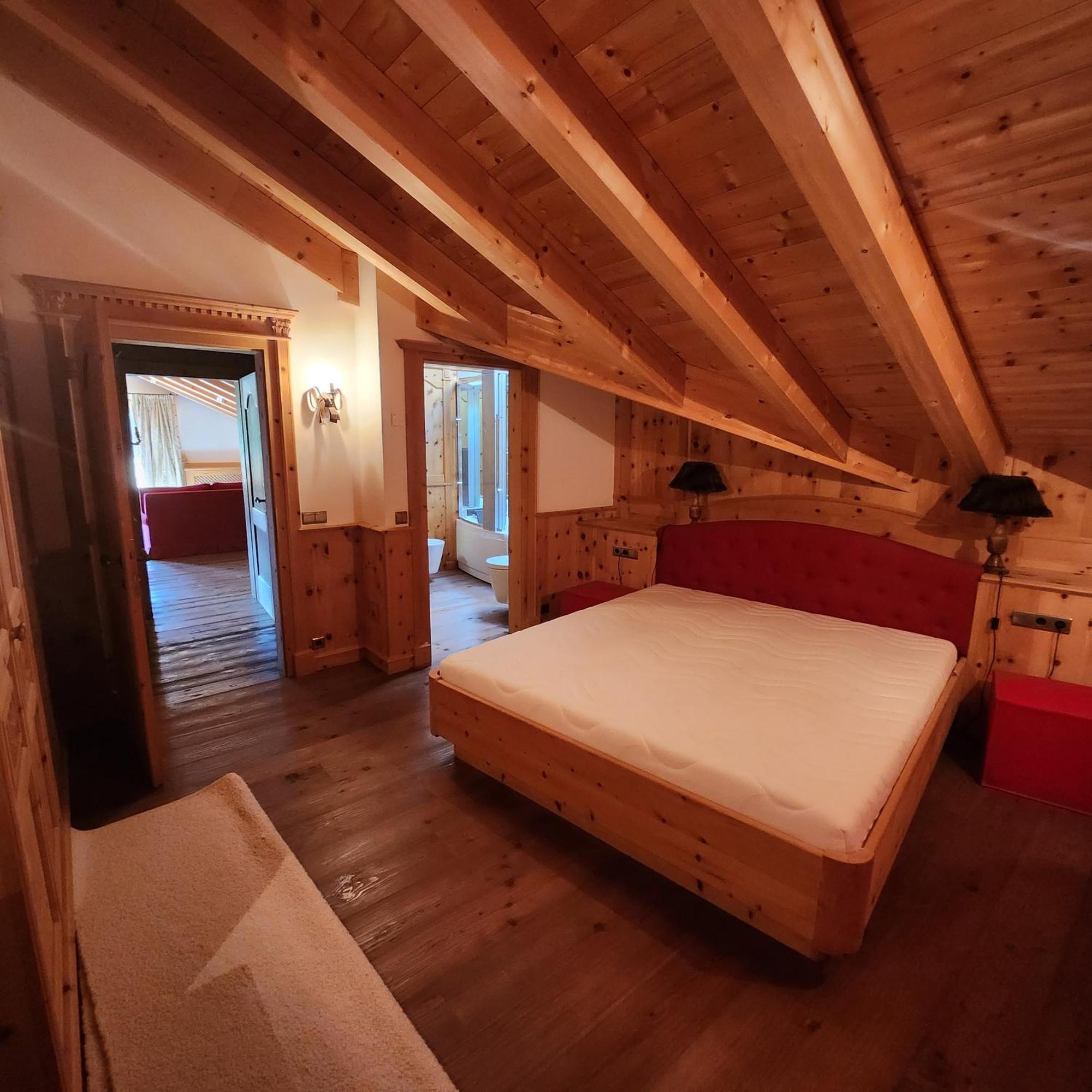 Family&Wellness Residence Ciasa Antersies San Cassiano  Exterior foto