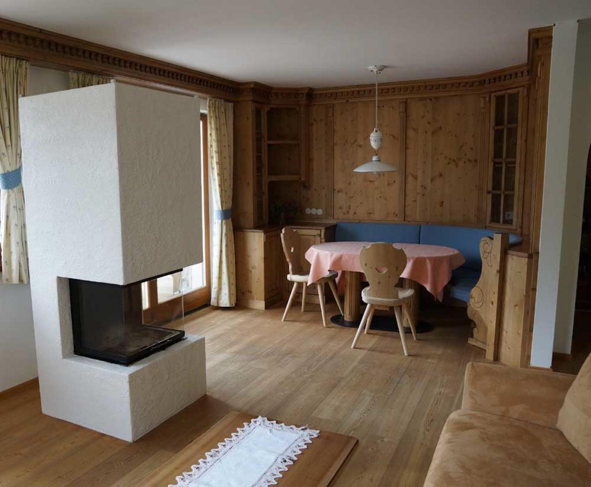 Family&Wellness Residence Ciasa Antersies San Cassiano  Habitación foto